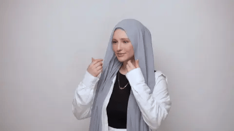 Instant Chiffon Scarf with Built-In Magnets: Style Made Effortless