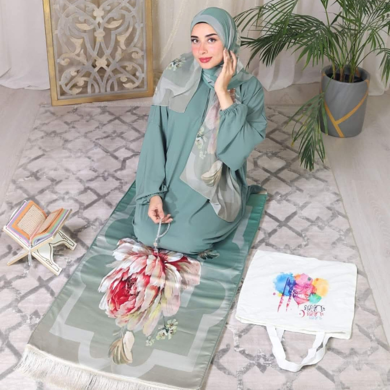 3-Piece Modest Prayer Set – Hijab, Prayer Dress (Isdal) & Rug – Darlida